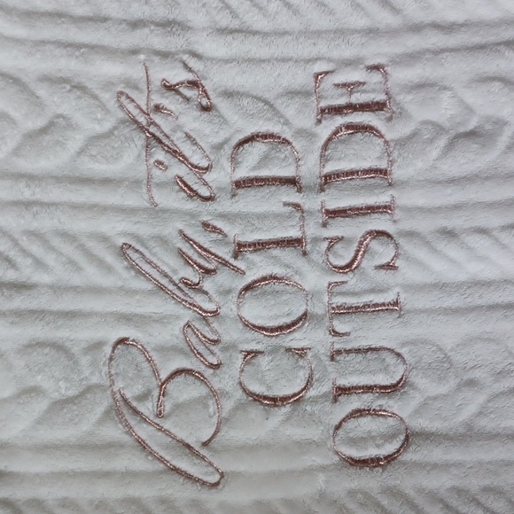 Secret Treasures Baby It's Cold 🥶 Outside PJ Top Med 8-10 &  PJ Pants M 8-10 - Picture 2 of 9